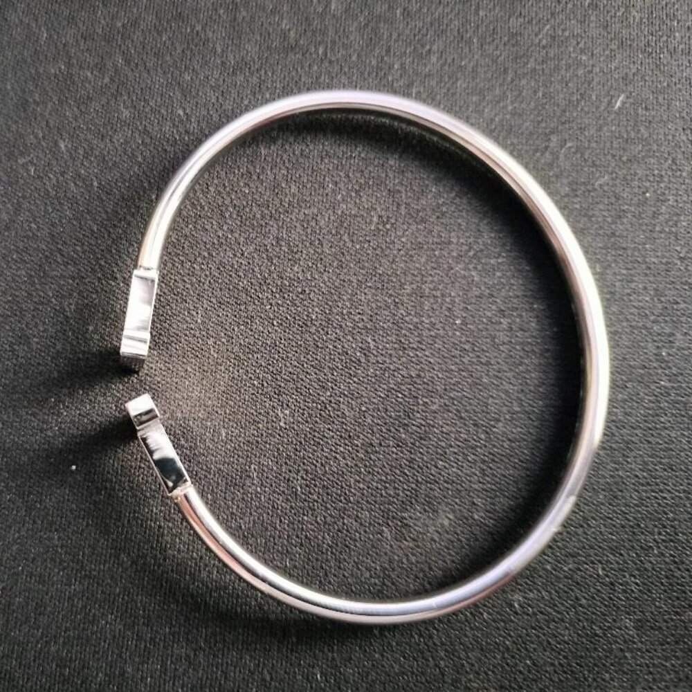new, * new | Bangles | m, size 6" 1/4" sliver color Bangles no used . stainless